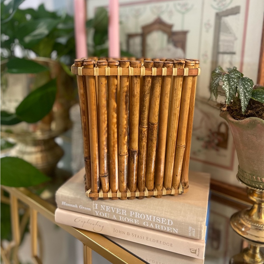 Bamboo basket / planter